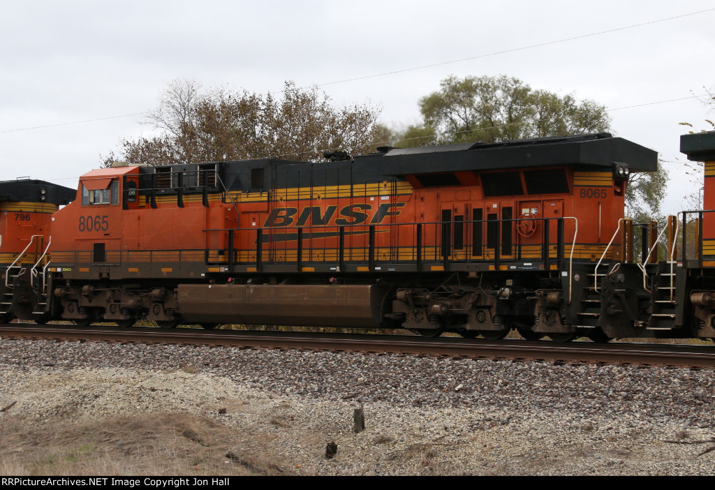 BNSF 8065